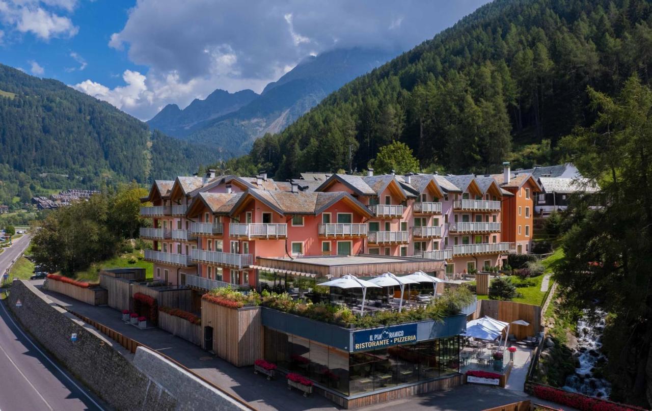 Residence Adamello Resort Ponte Di Legno Exterior foto